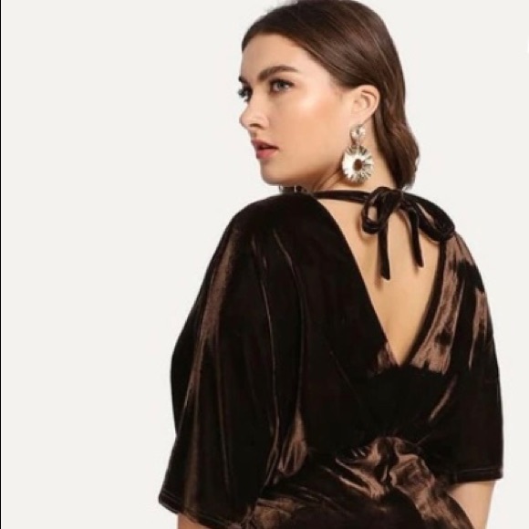 Plus Velvet Belted Pencil Dress - Picture 2 of 2